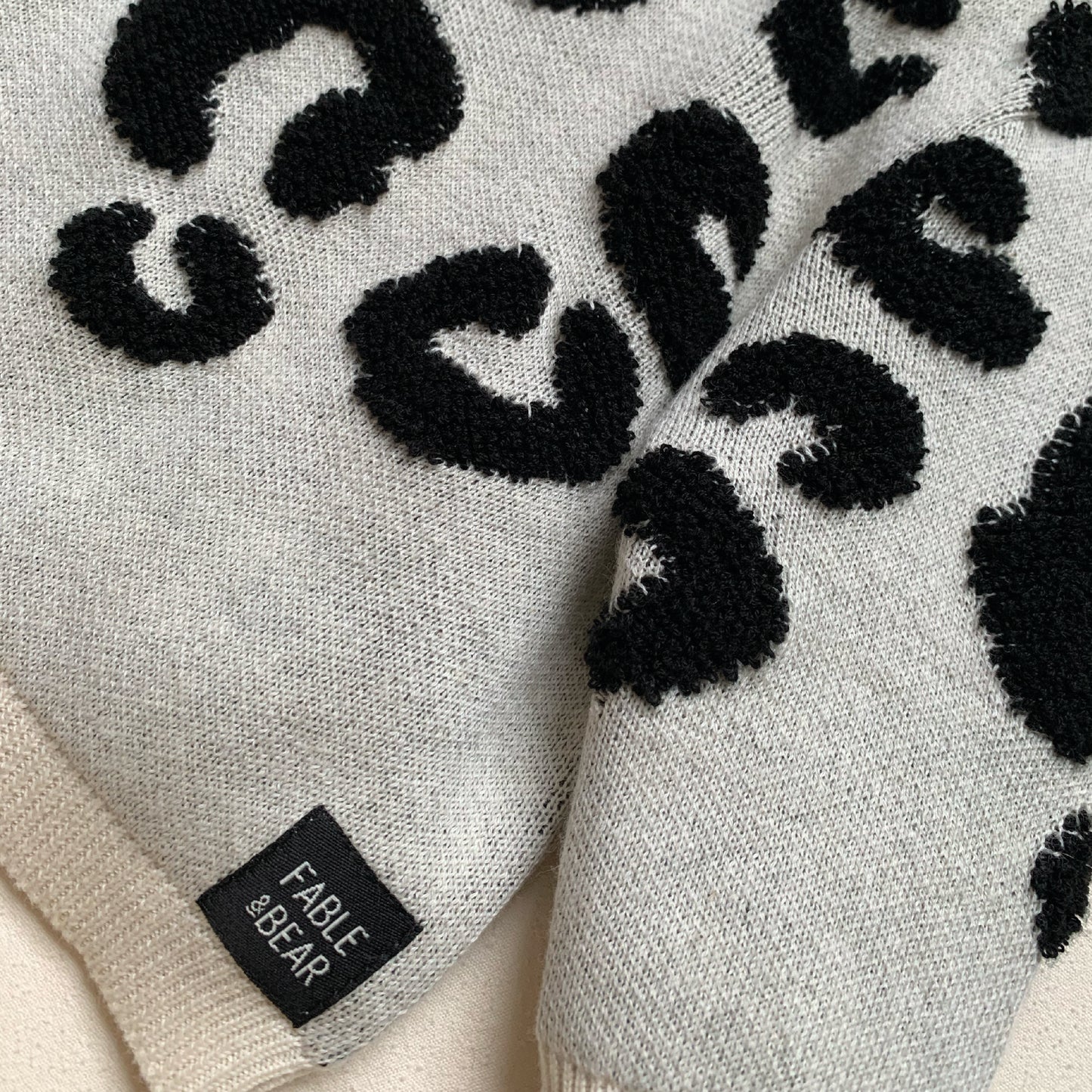 Leo Texture Jumper